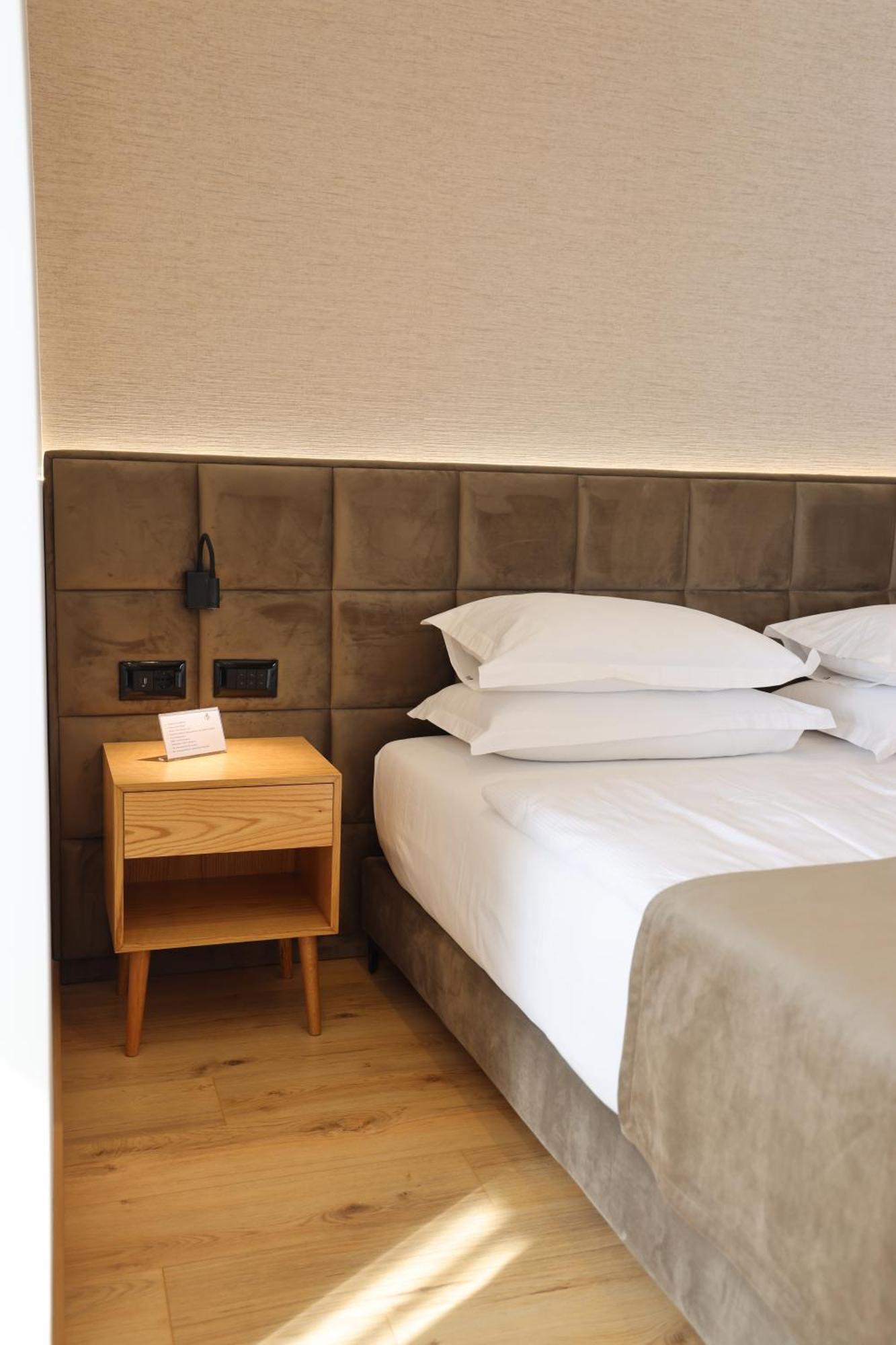 Sibb Hotel تيرانا المظهر الخارجي الصورة