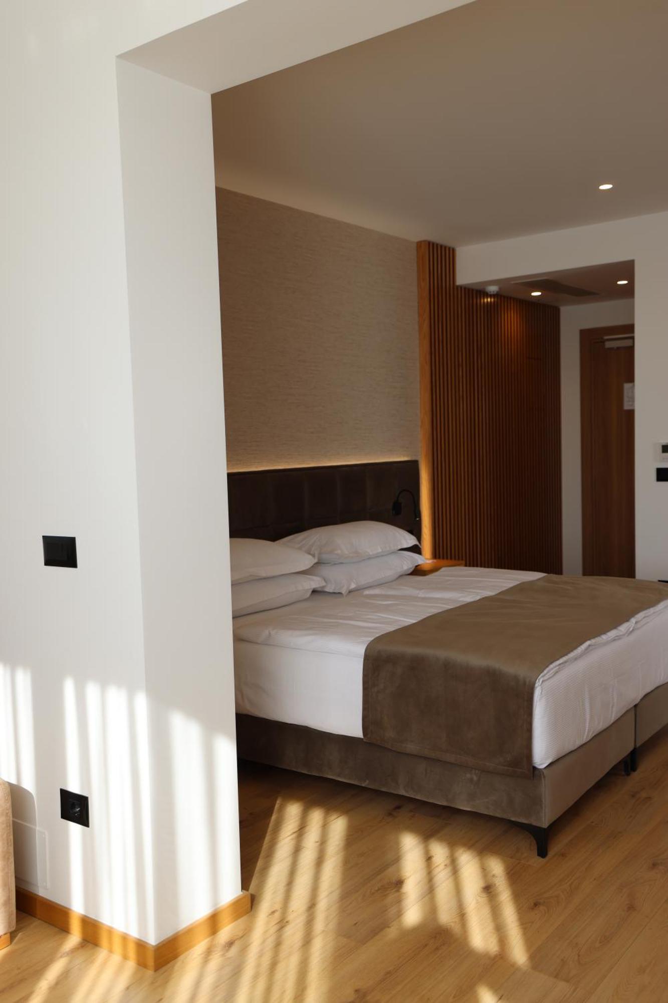 Sibb Hotel تيرانا المظهر الخارجي الصورة