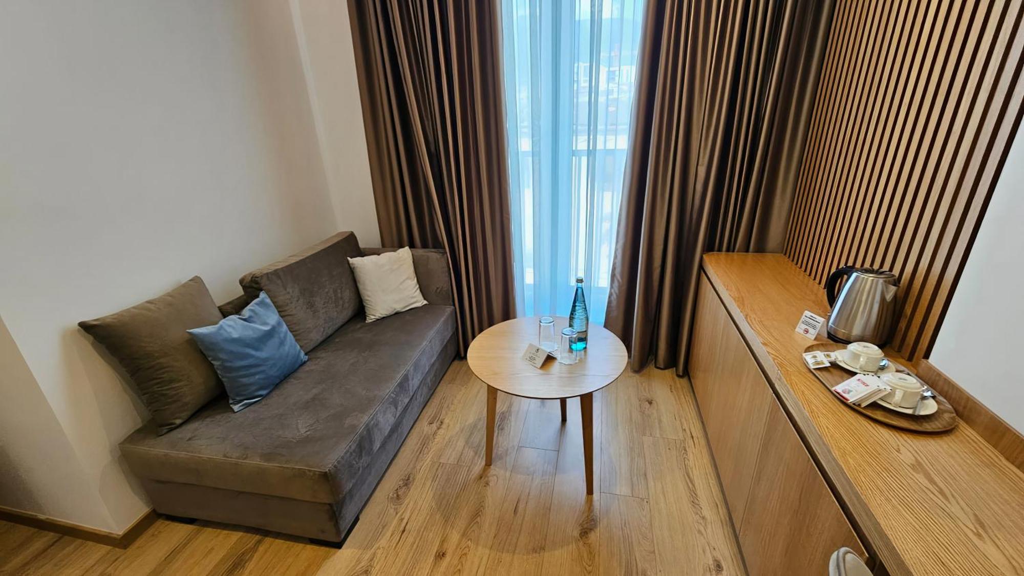 Sibb Hotel تيرانا المظهر الخارجي الصورة