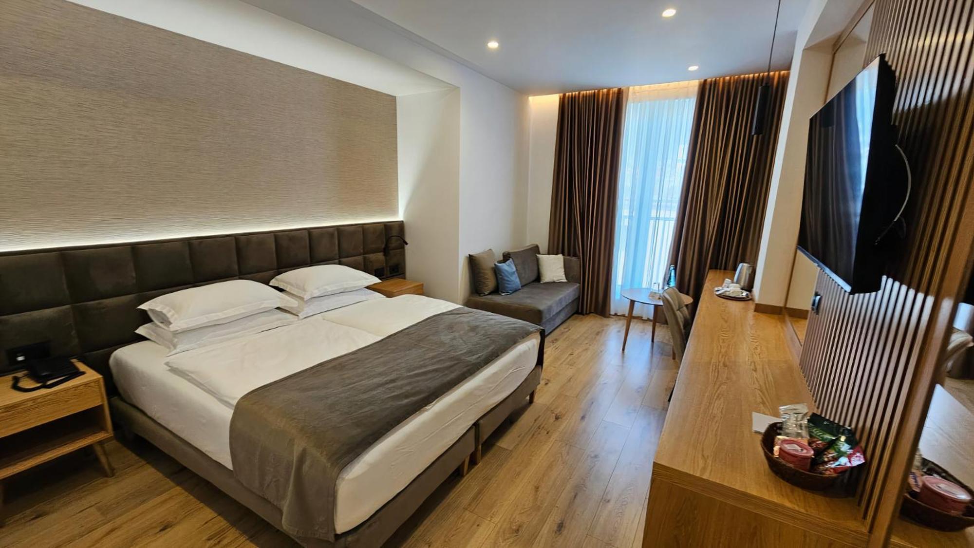 Sibb Hotel تيرانا المظهر الخارجي الصورة