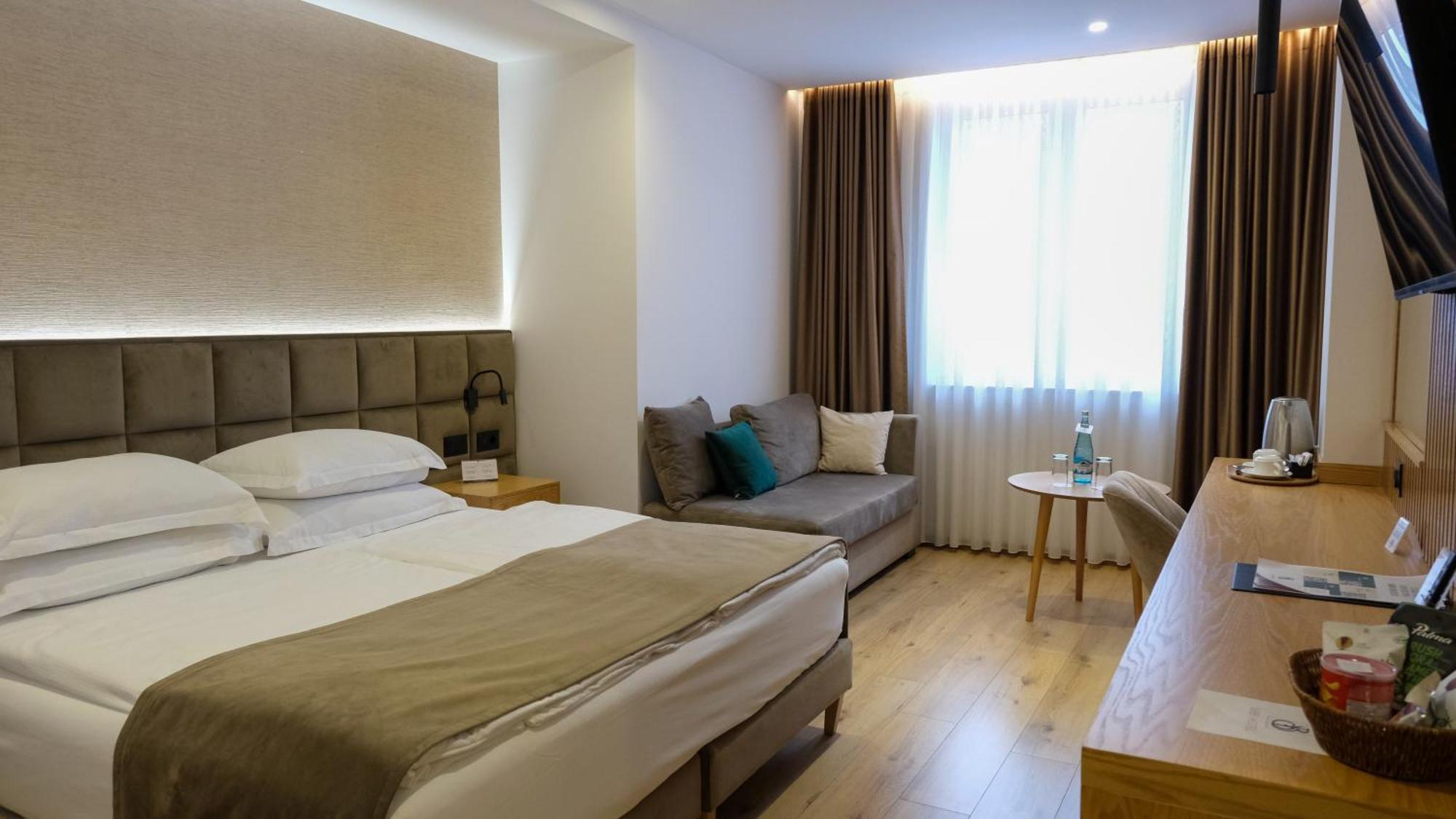 Sibb Hotel تيرانا المظهر الخارجي الصورة